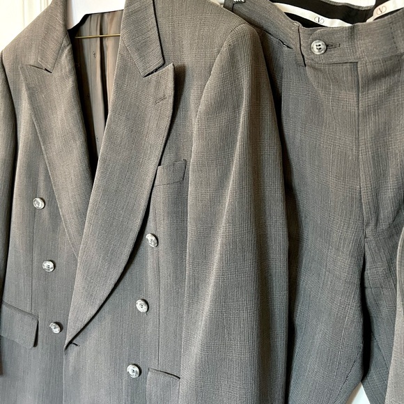 Valentino 2-pc Men’s Suit double breasted plaid gray - Picture 1 of 16